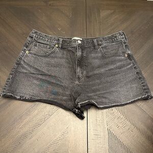 Universal Thread Jean Shorts